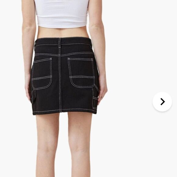 Cotton-on Cargo Y2K Women's Black Mini Denim Skirt Size 4 - Picture 2 of 8
